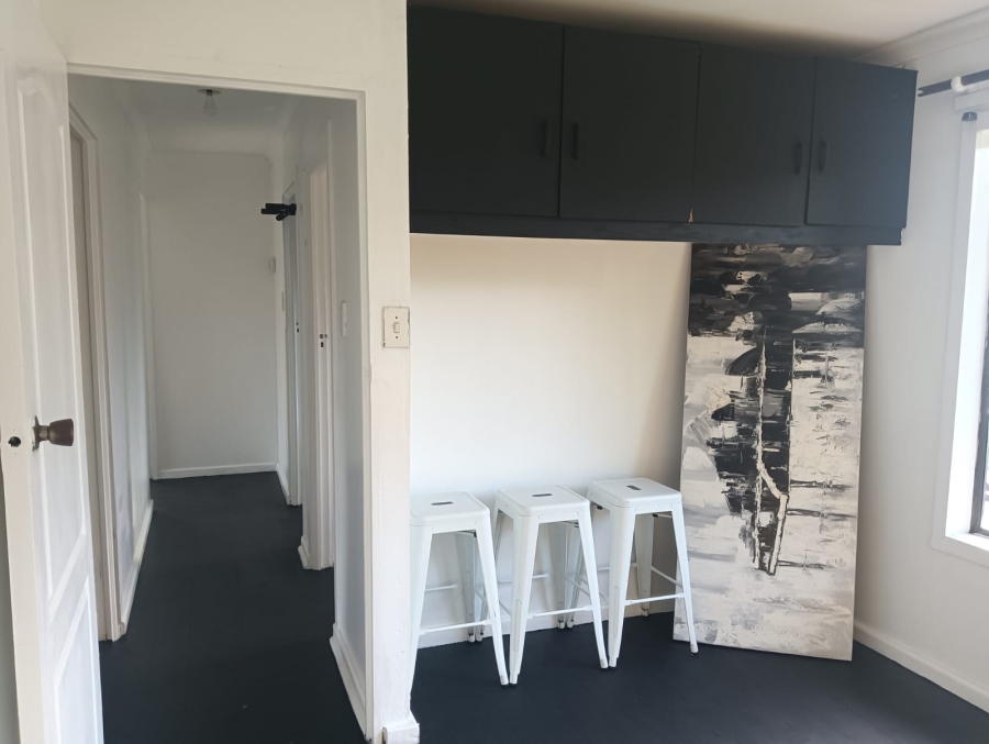 2 Bedroom Property for Sale in Hickmans River Eastern Cape